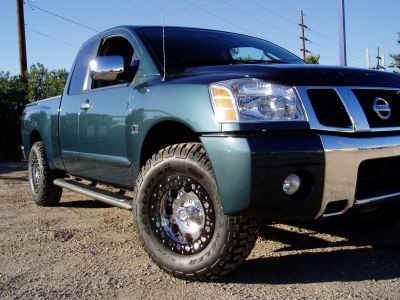 Nissan Titan 2WD y 4WD 2004-2015: kit de nivelación delantera de 2" n.º 707020