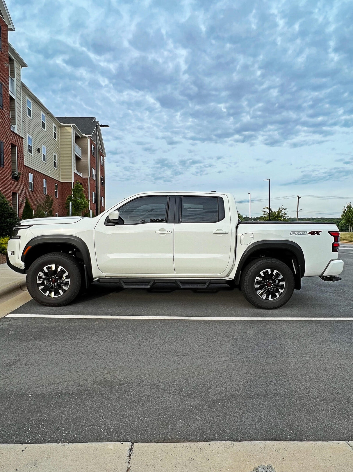 2022-2024 Nissan Frontier 2wd &amp; 4x4  2" front & 1" rear lift #705075